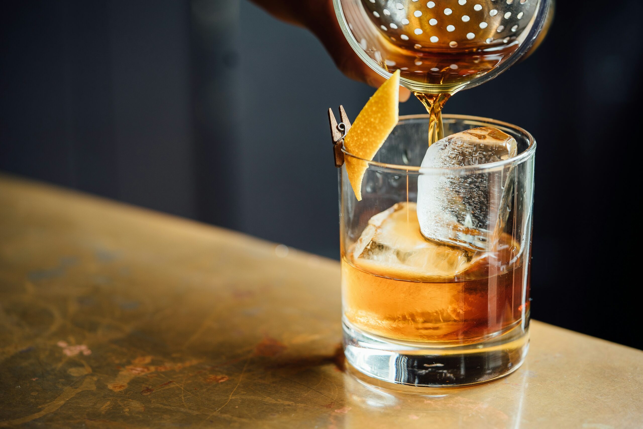 Rhum Agricole Vieux vs Ambré vs Blanc : Guide Complet 2025