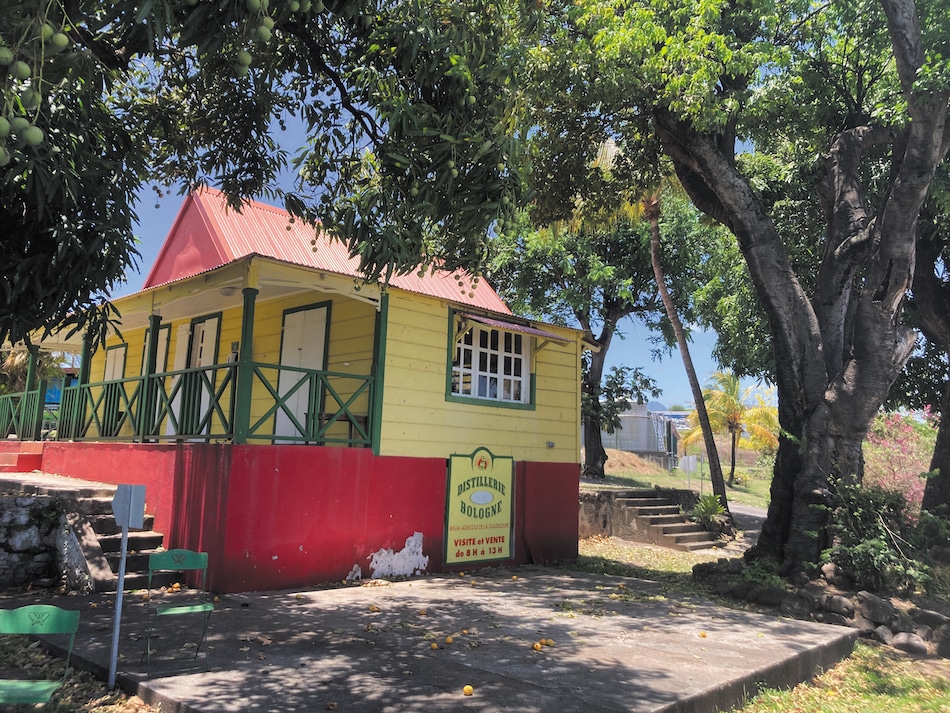 Rhum Agricole : L’histoire de la distillerie Bologne
